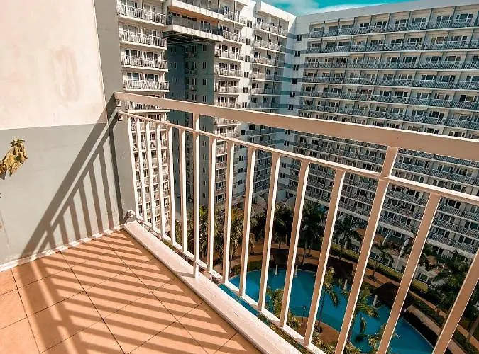 Shell Residences Tower C - Moa Hotel