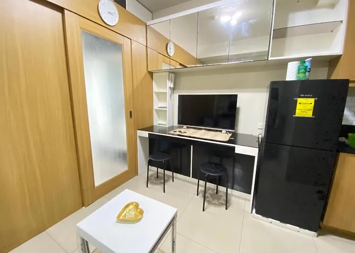 Shell Residences Tower C - Moa Hotel *